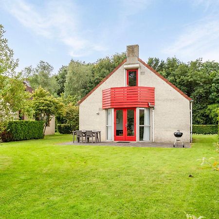 Vakantiehuis Aan Het Water -Incl Laadpaal- Ewijk Luaran gambar
