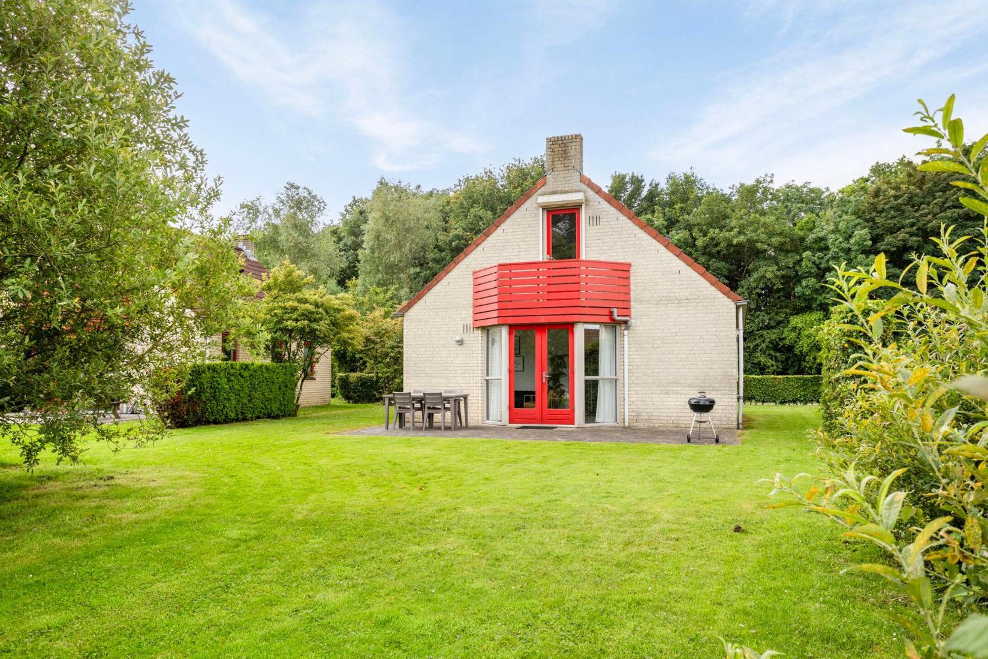 Vakantiehuis Aan Het Water -Incl Laadpaal- Ewijk Luaran gambar