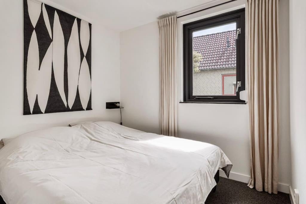 Vakantiehuis Aan Het Water -Incl Laadpaal- Ewijk Luaran gambar